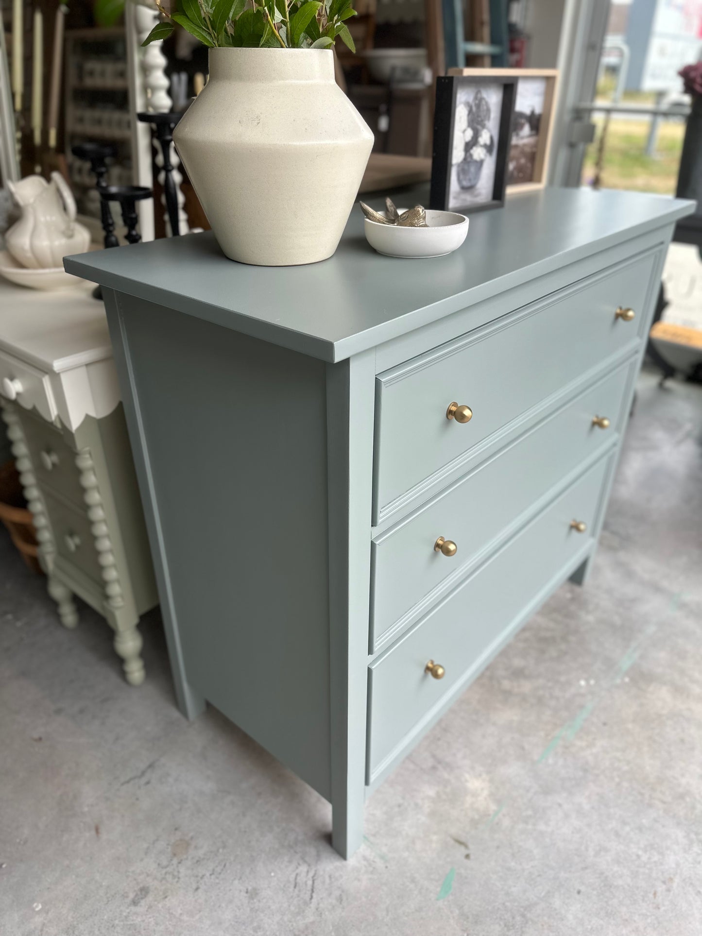 Earthen Ash Dresser