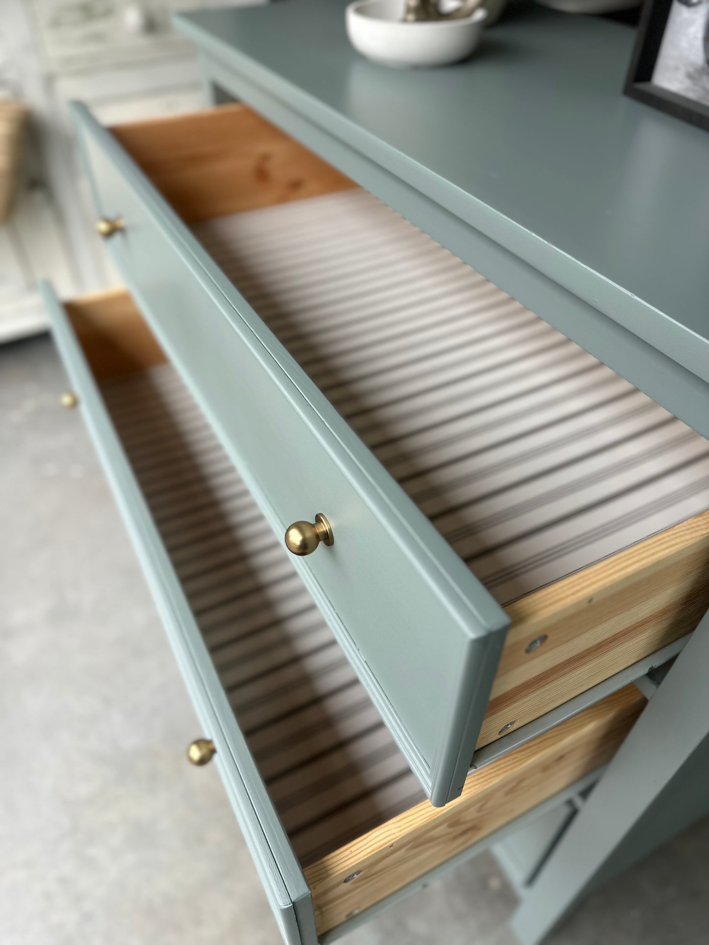 Earthen Ash Dresser