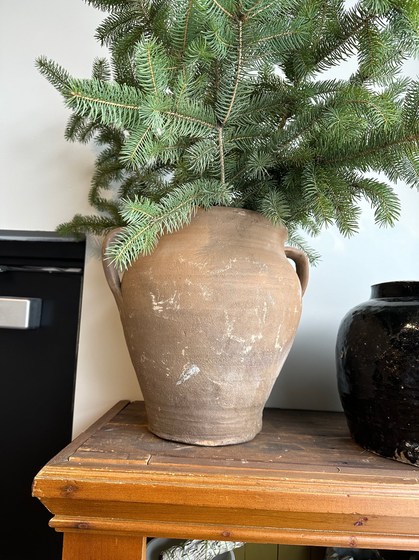 Two handled urn