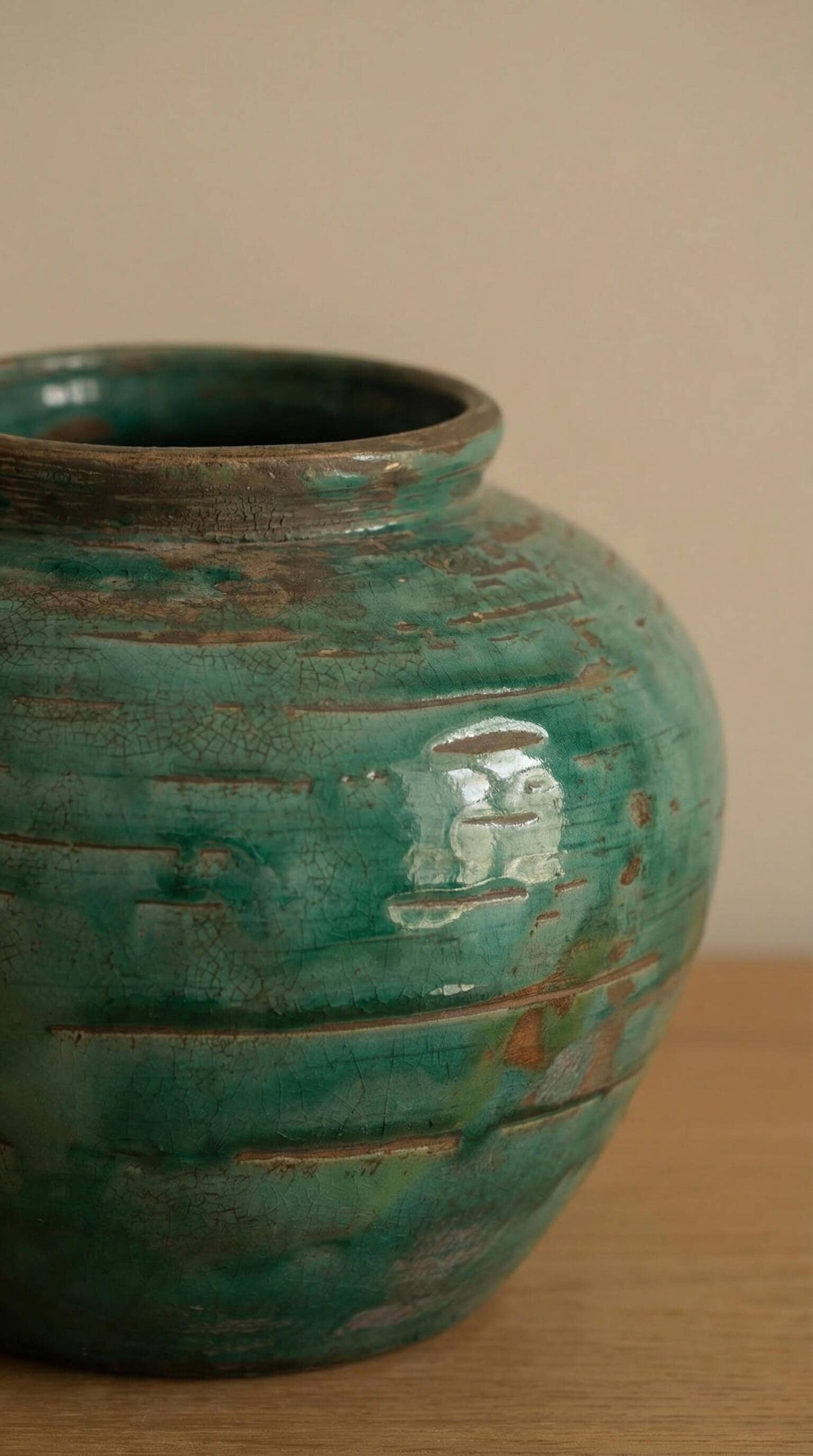 Vintage Style Emerald Crackle Vase