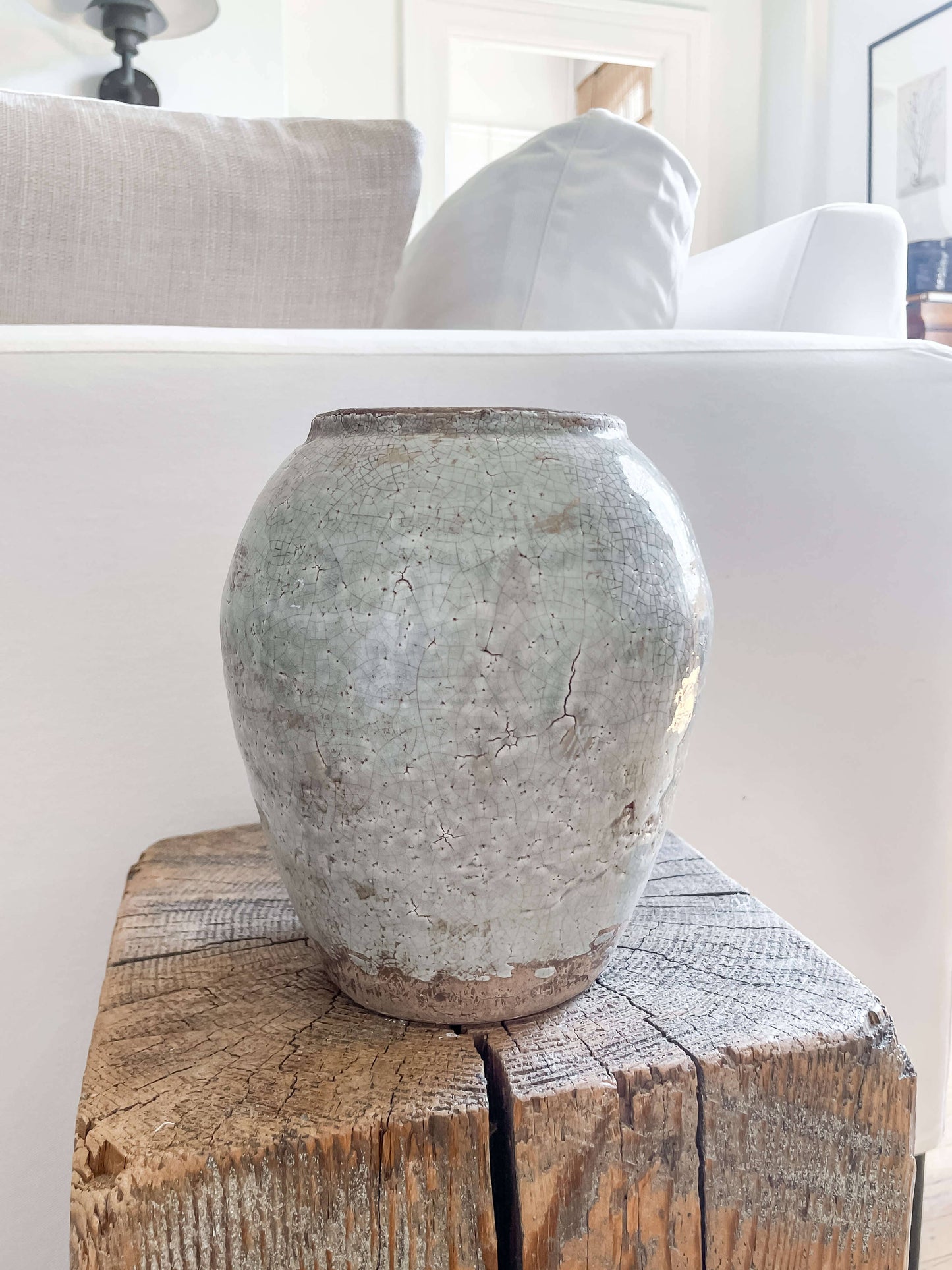 Luna Vintage-Style Tall Vase – Soft Blue Glaze