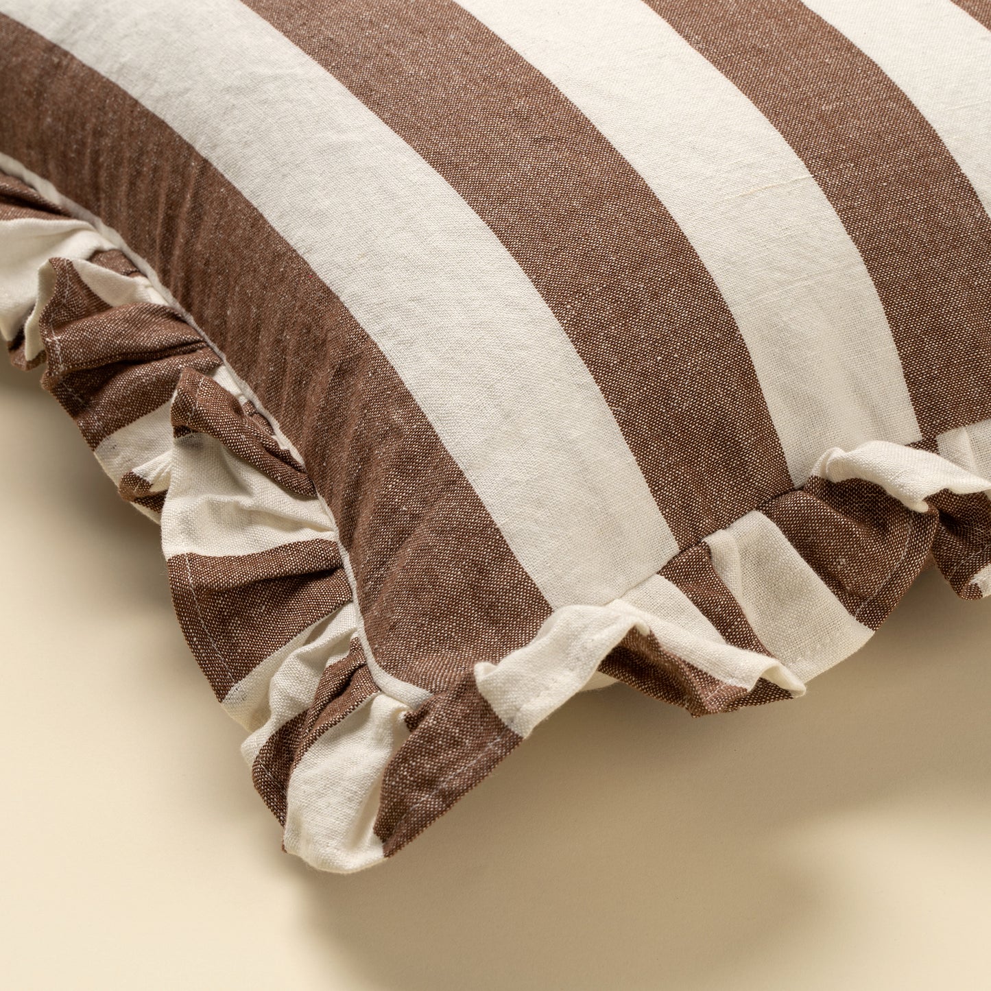 Ruffle Thick Stripe Pillow Cover