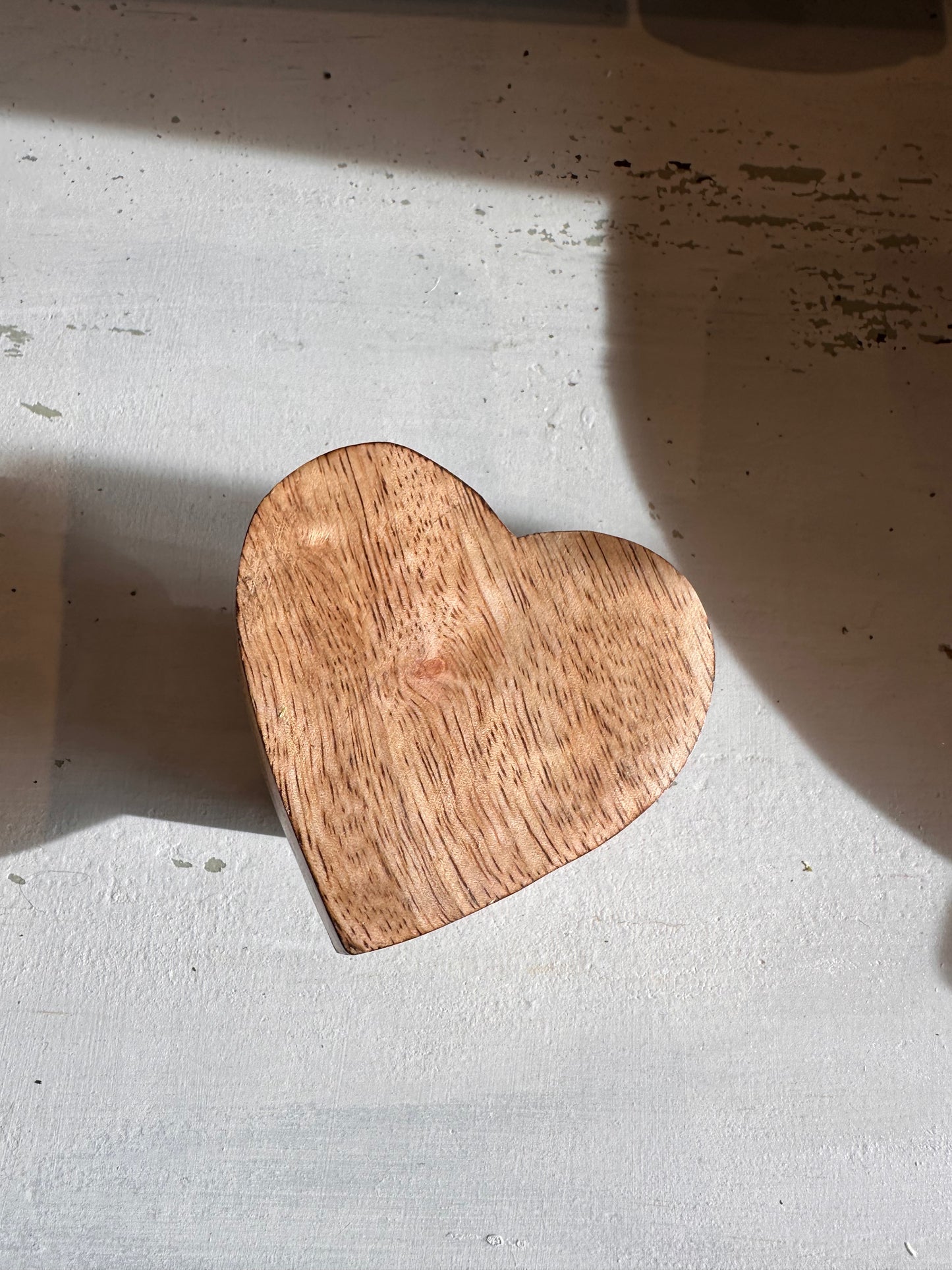 Heart wall hooks