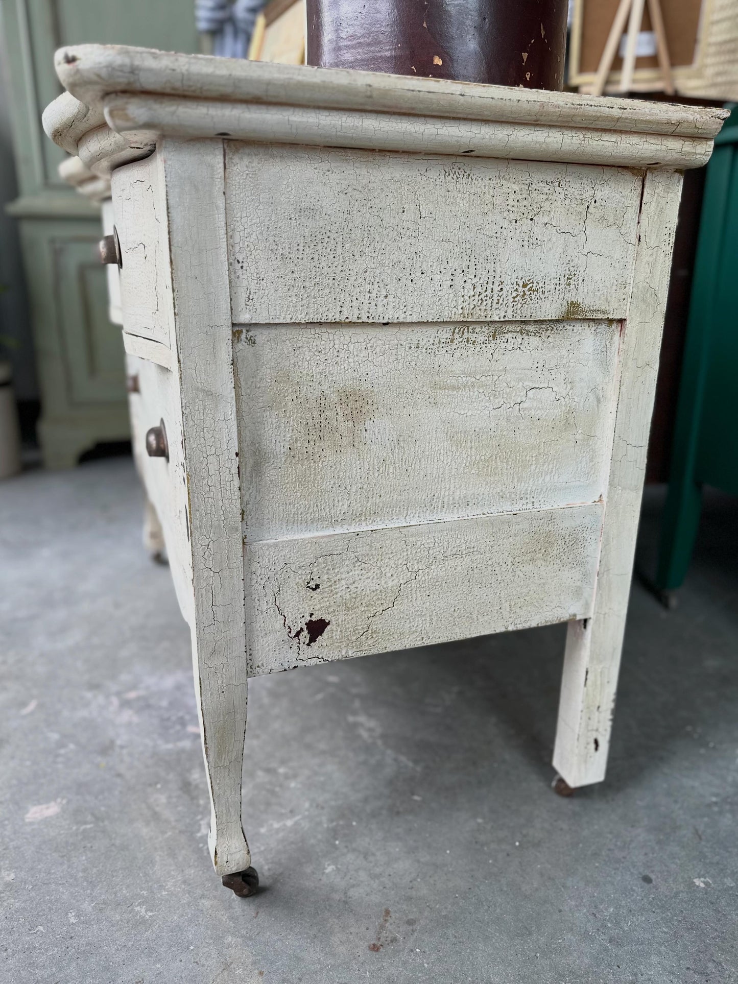 Crackle Vintage Dresser