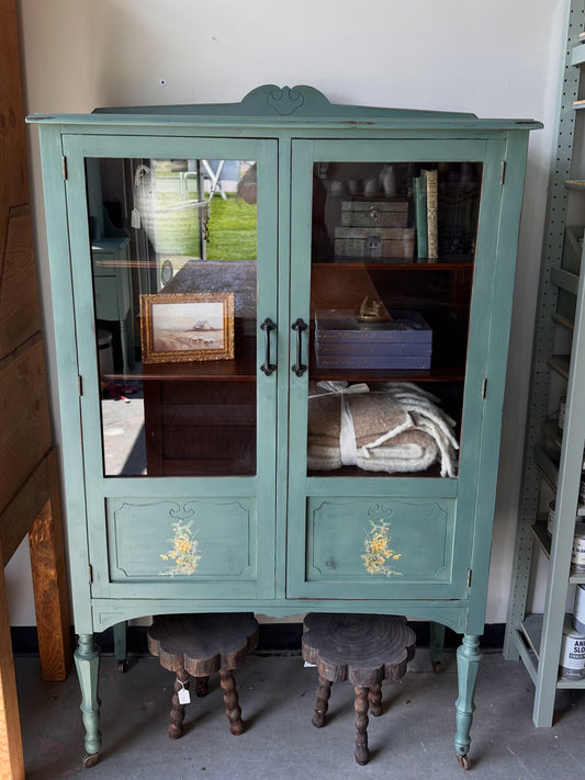 Dried Thyme Floral Cabinet