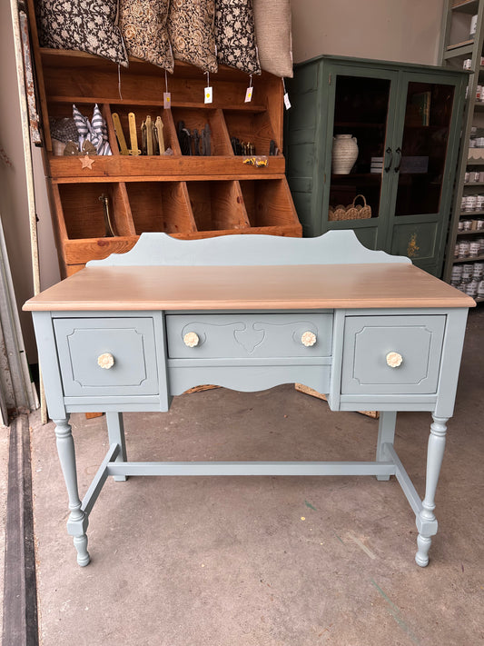 Wuthering Heights Desk/Vanity