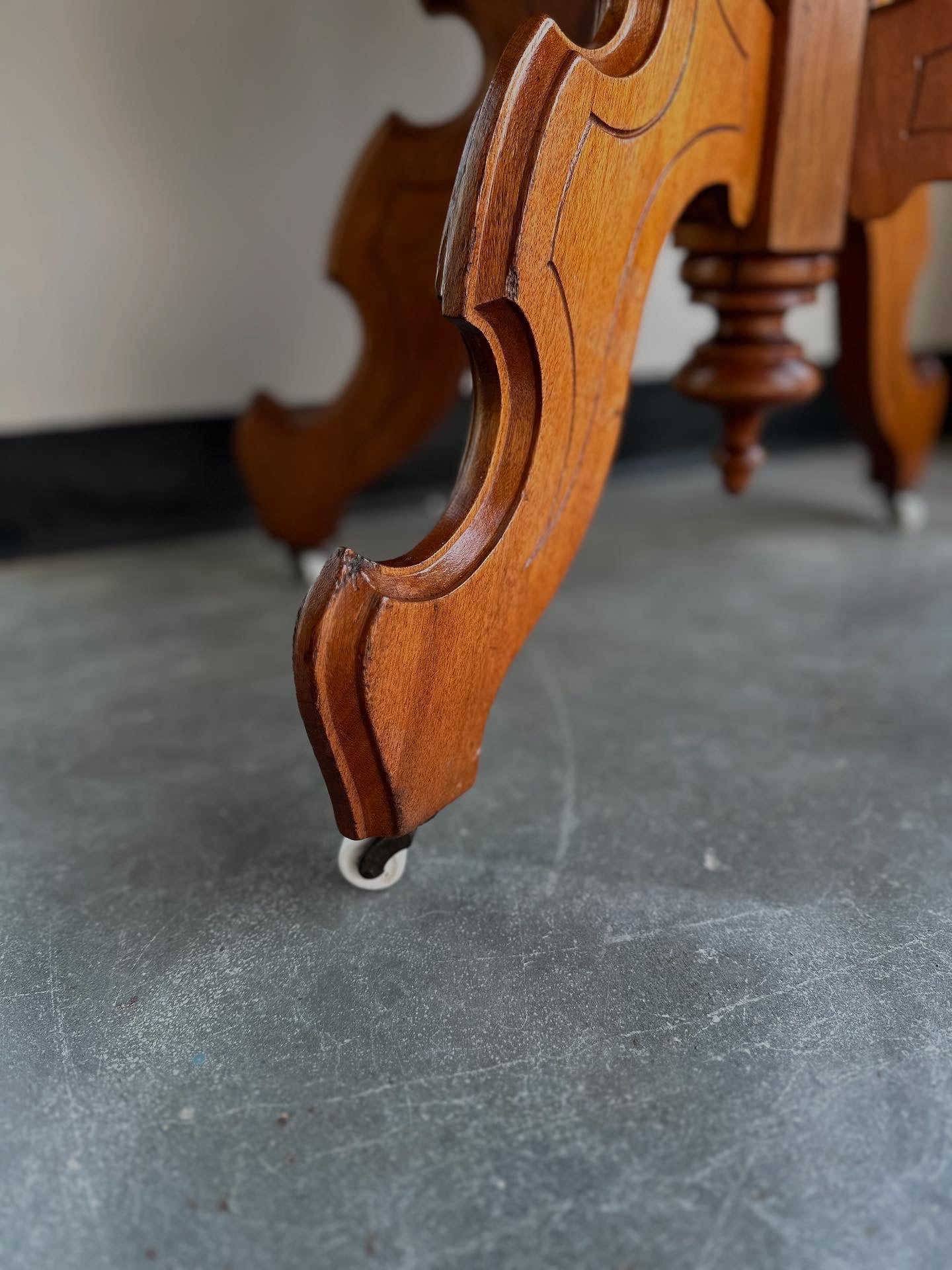 Antique Oval Parlour Table