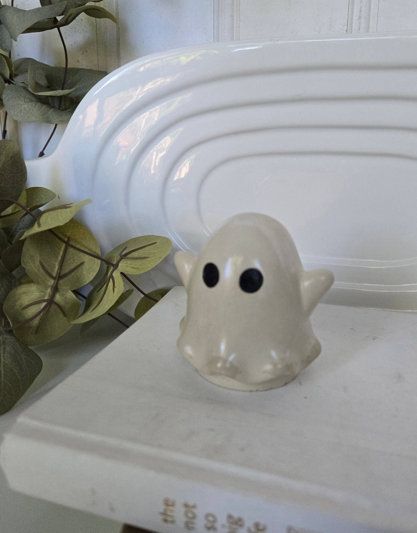 Concrete Ghost Decor- Cream