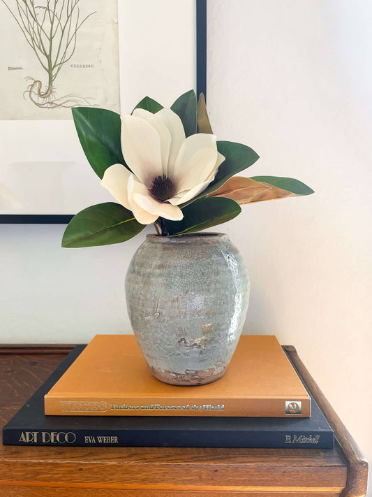 Luna Vintage-Style Tall Vase – Soft Blue Glaze